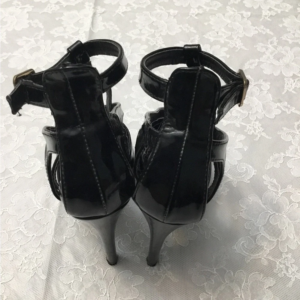 Michael Antonio Glossy Black Heels